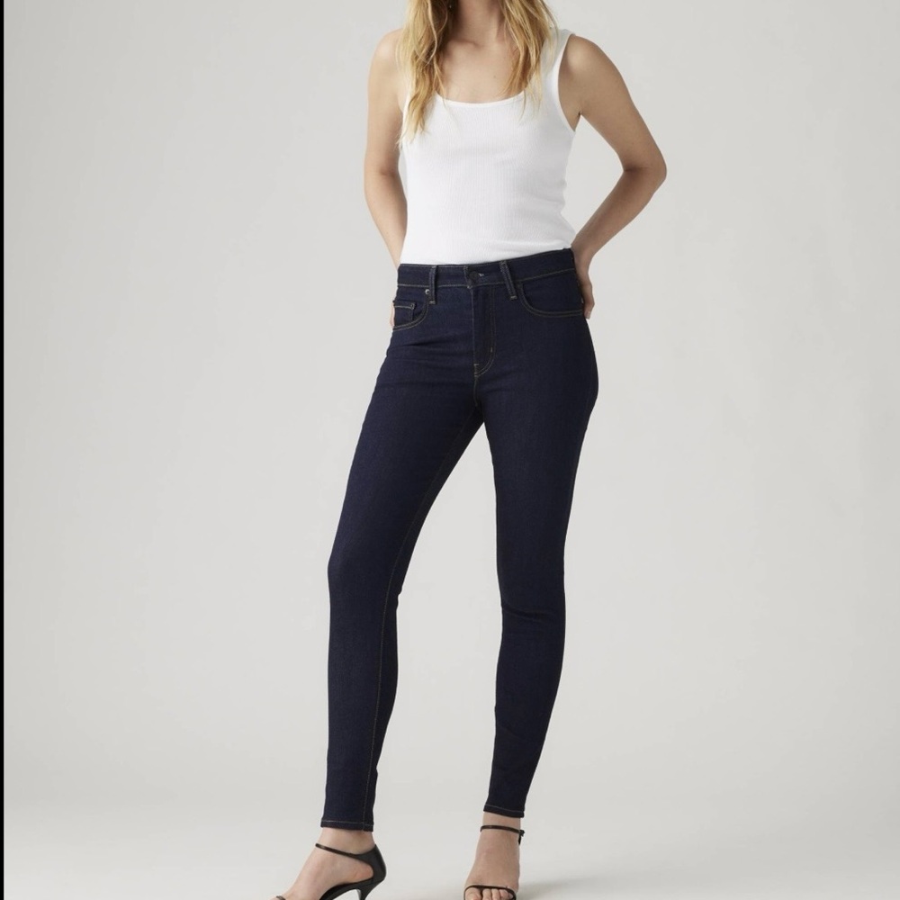 Levi's Women's 721 High Rise Skinny Black Jeans